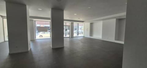 Loja para Arrendamento, Barcelos