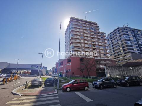 Apartamento T3+1 para arrendamento em Barcelos