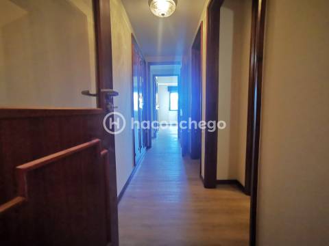 Apartamento T3+1 para arrendamento em Barcelos