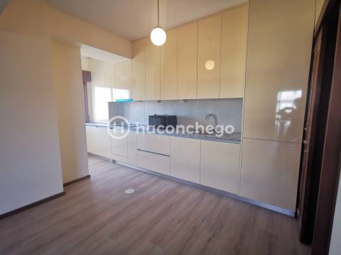 Apartamento T3+1 para arrendamento em Barcelos