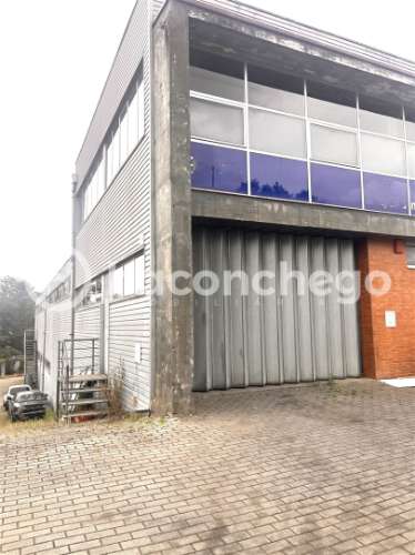 Pavilhão para arrendar em Manhente Barcelos