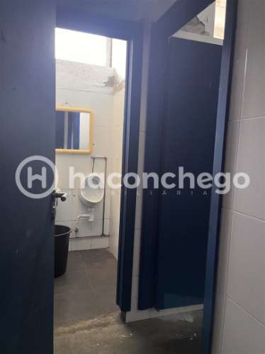 Pavilhão para arrendar em Manhente Barcelos