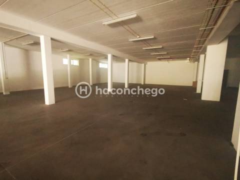 Armazém para Arrendamento