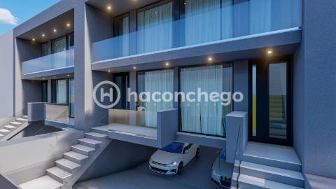Apartamento T4 duplex com lugar de garagem e equipado Arcozelo Barcelos