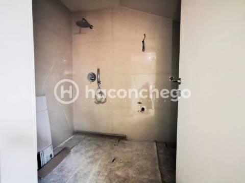 Apartamento T4 duplex com garagem e equipado Arcozelo Barcelos