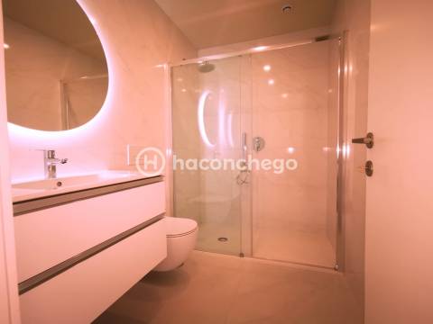 Andar moradia T4 duplex com garagem e equipado Arcozelo Barcelos