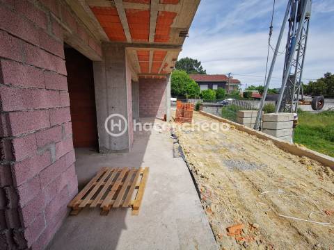 Apartamento T2 com garagem e equipado Galegos Barcelos