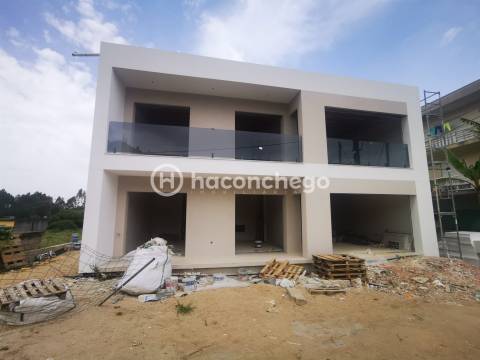 Apartamento T2 com garagem e equipado Galegos Barcelos