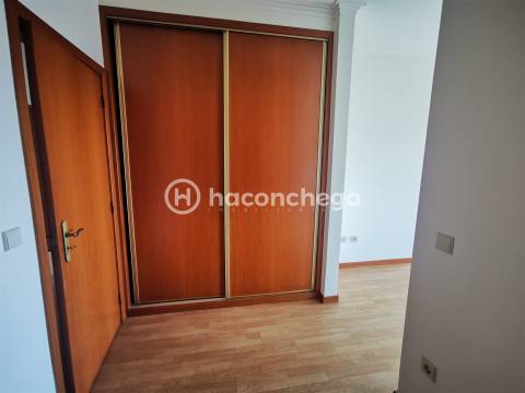 Moradia em banda T4 em Abade de Neiva, Barcelos