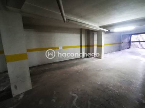 Garagens para arrendar centro de Barcelos