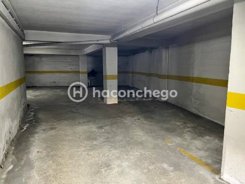 Garagens para arrendar centro de Barcelos