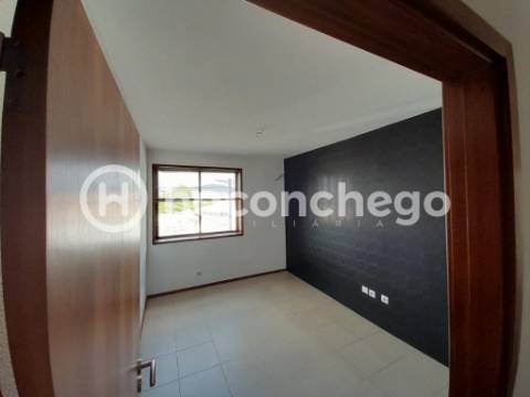 Escritório T0 Arrendamento em Barcelos, Vila Boa e Vila Frescainha (São Martinho e São Pedro),Barcelos