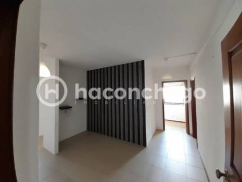 Escritório T0 Arrendamento em Barcelos, Vila Boa e Vila Frescainha (São Martinho e São Pedro),Barcelos