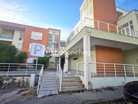 Apartamento T3 com garagem em Lijó, Barcelos
