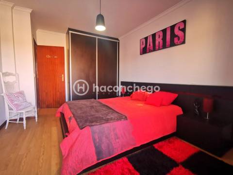 Apartamento T3 com garagem em Lijó, Barcelos