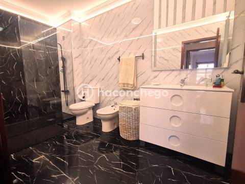 Apartamento T3 com garagem em Lijó, Barcelos