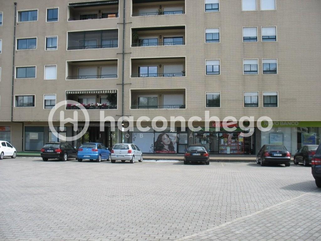 Loja T0 Arrendamento em Arcozelo,Barcelos