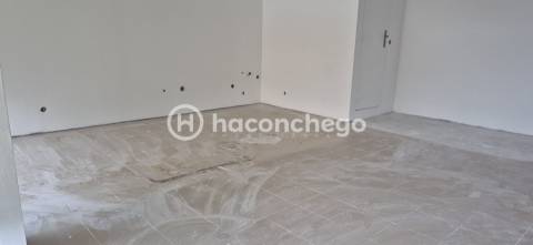 Loja T0 Arrendamento em Arcozelo,Barcelos