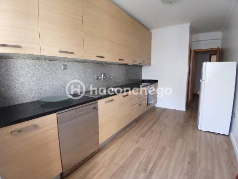 Apartamento T3 para arrendamento em Barcelos