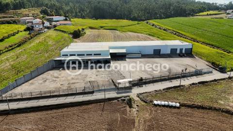 Armazém Industrial em Chorente, Barcelos