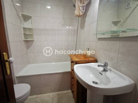 Apartamento T1 para arrendar com garagem Arcozelo Barcelos