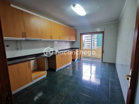 Apartamento T2 para arrendar Arcozelo Barcelos