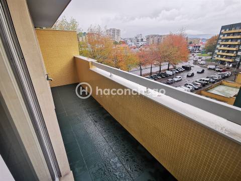 Apartamento T2 para arrendar Arcozelo Barcelos