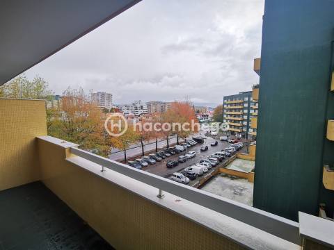 Apartamento T2 para arrendar Arcozelo Barcelos