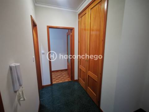 Apartamento T2 para arrendar Arcozelo Barcelos