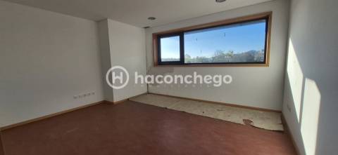 Loja T0 Arrendamento em Barcelos, Vila Boa e Vila Frescainha (São Martinho e São Pedro),Barcelos