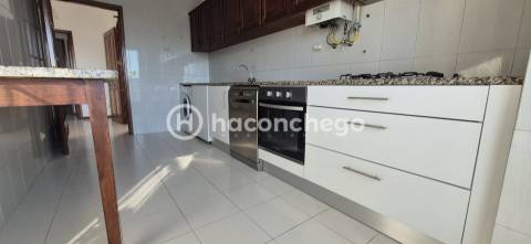Apartamento T2 Com Garagem em Esposende