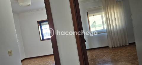 Apartamento T2 Com Garagem em Esposende