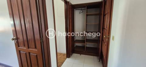 Apartamento T2 Com Garagem em Esposende