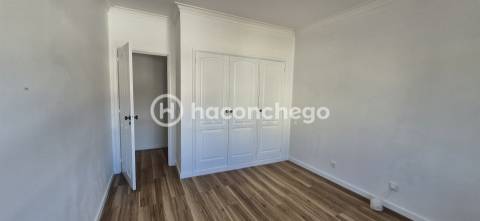 Apartamento T2 Com Garagem em Esposende