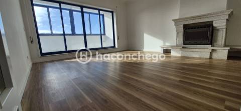 Apartamento T2 Com Garagem em Esposende
