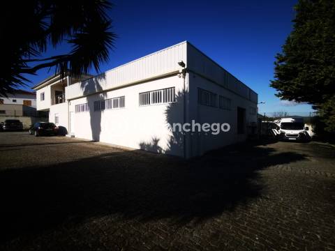 Armazém em Vila Seca Barcelos para arrendar