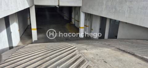 Garagem fechada centro de Barcelos