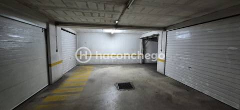 Garagem fechada centro de Barcelos