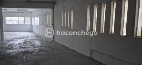 Armazém para Arrendamento – Galegos São Martinho