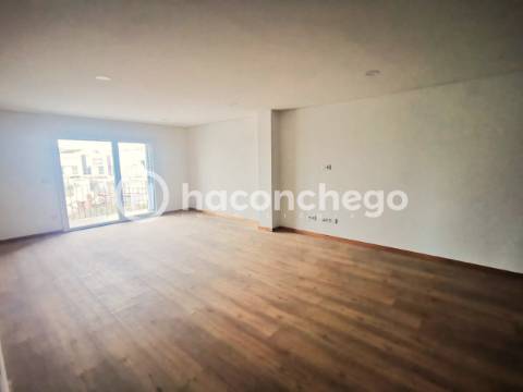 Apartamento T3 com garagem em Arcozelo, Barcelos