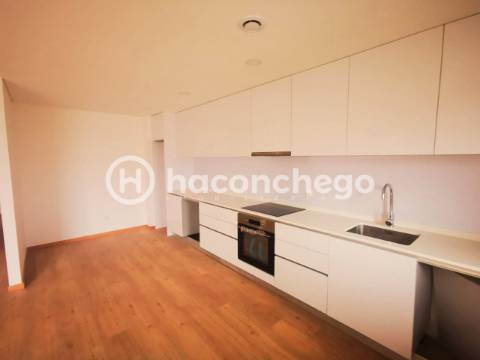 Apartamento T3 com garagem em Arcozelo, Barcelos