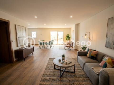 Apartamento T3 com garagem em Arcozelo, Barcelos