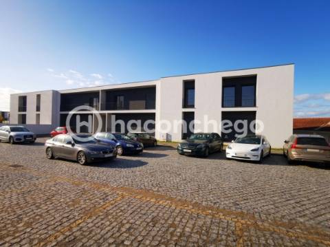 Apartamento T3 com garagem em Arcozelo, Barcelos