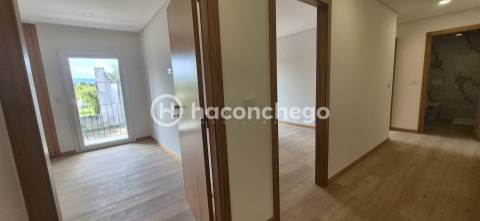Apartamento T3 com garagem em Arcozelo, Barcelos
