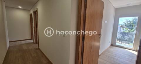 Apartamento T3 com garagem em Arcozelo, Barcelos