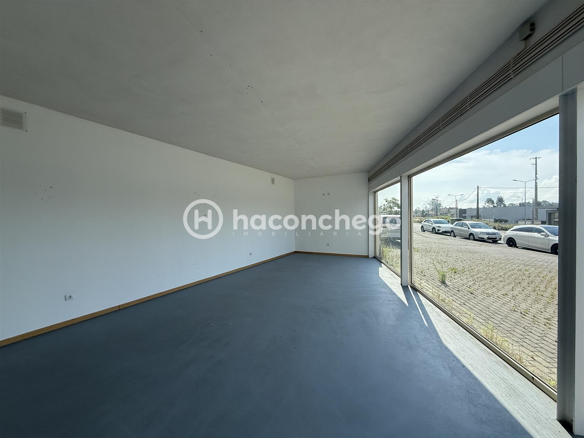 Armazém  Arrendamento em Perelhal,Barcelos