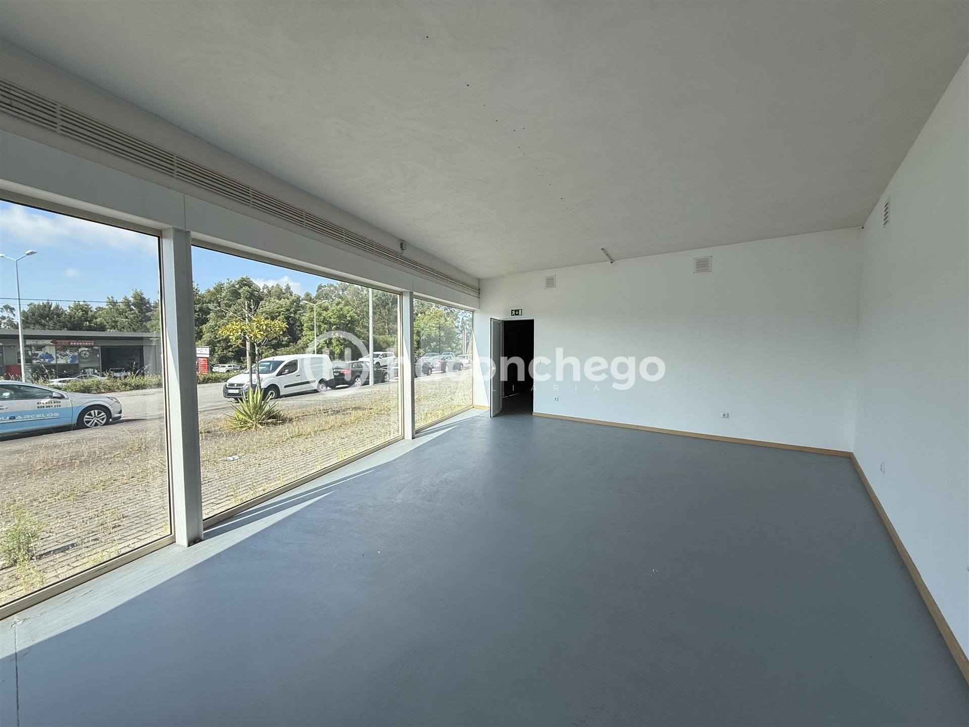 Armazém  Arrendamento em Perelhal,Barcelos