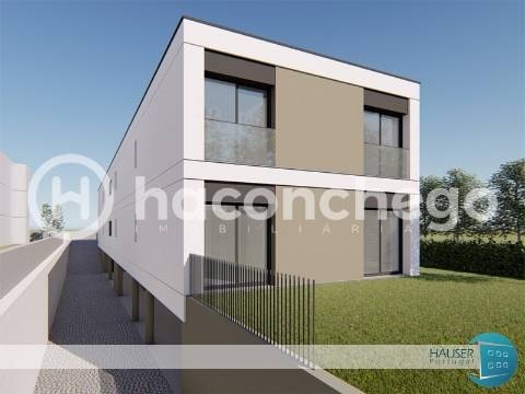 Apartamento T2 com logradouro e garagem Galegos Santa Maria Barcelos