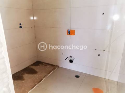 Apartamento T2 com garagem e equipado Galegos Barcelos