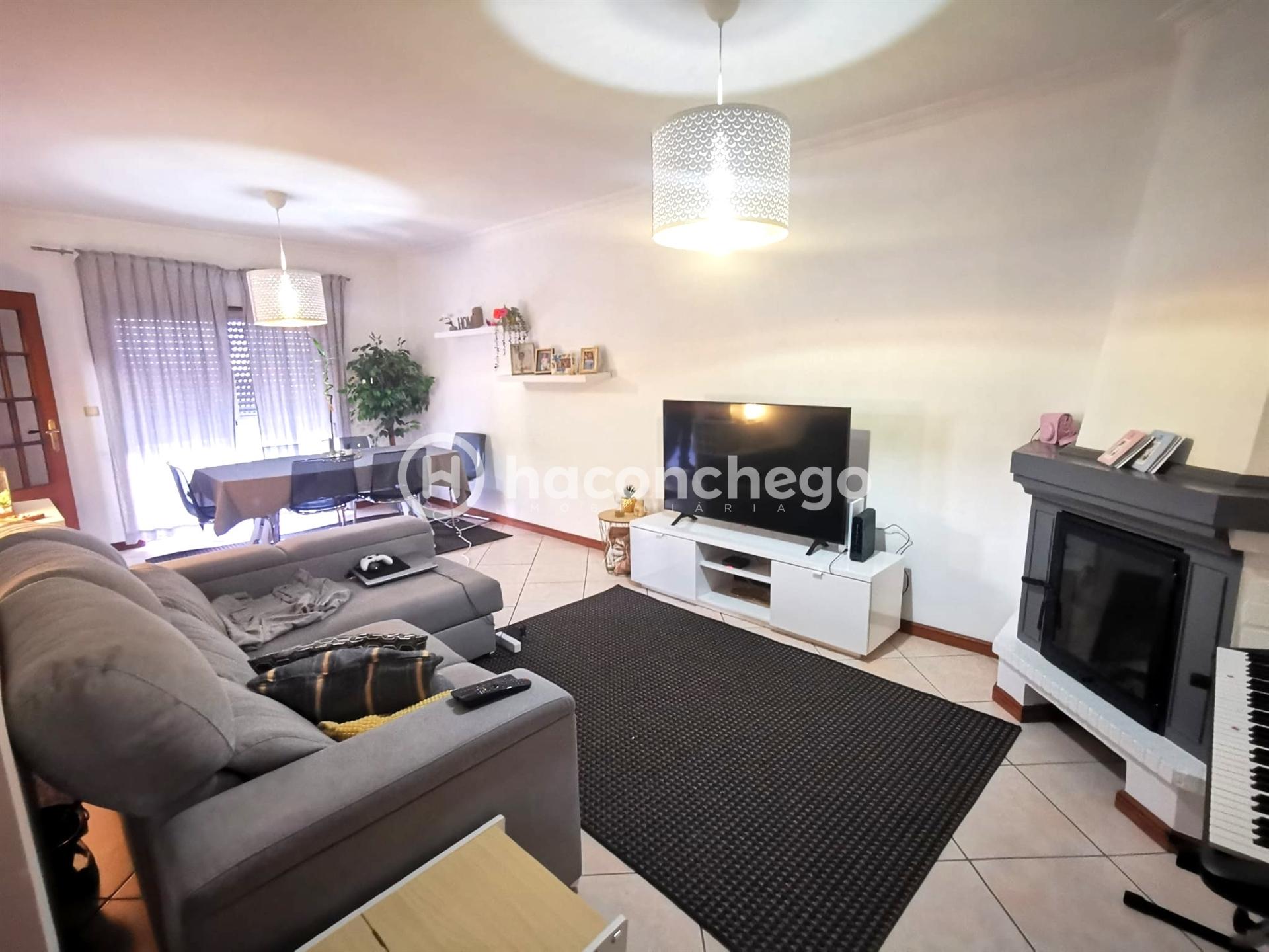 Apartamento T3 com garagem São Vitor no centro de Braga perto do Braga Parque